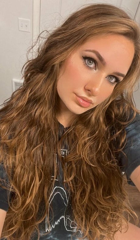 Ella Estrid high quality pornstar gallery