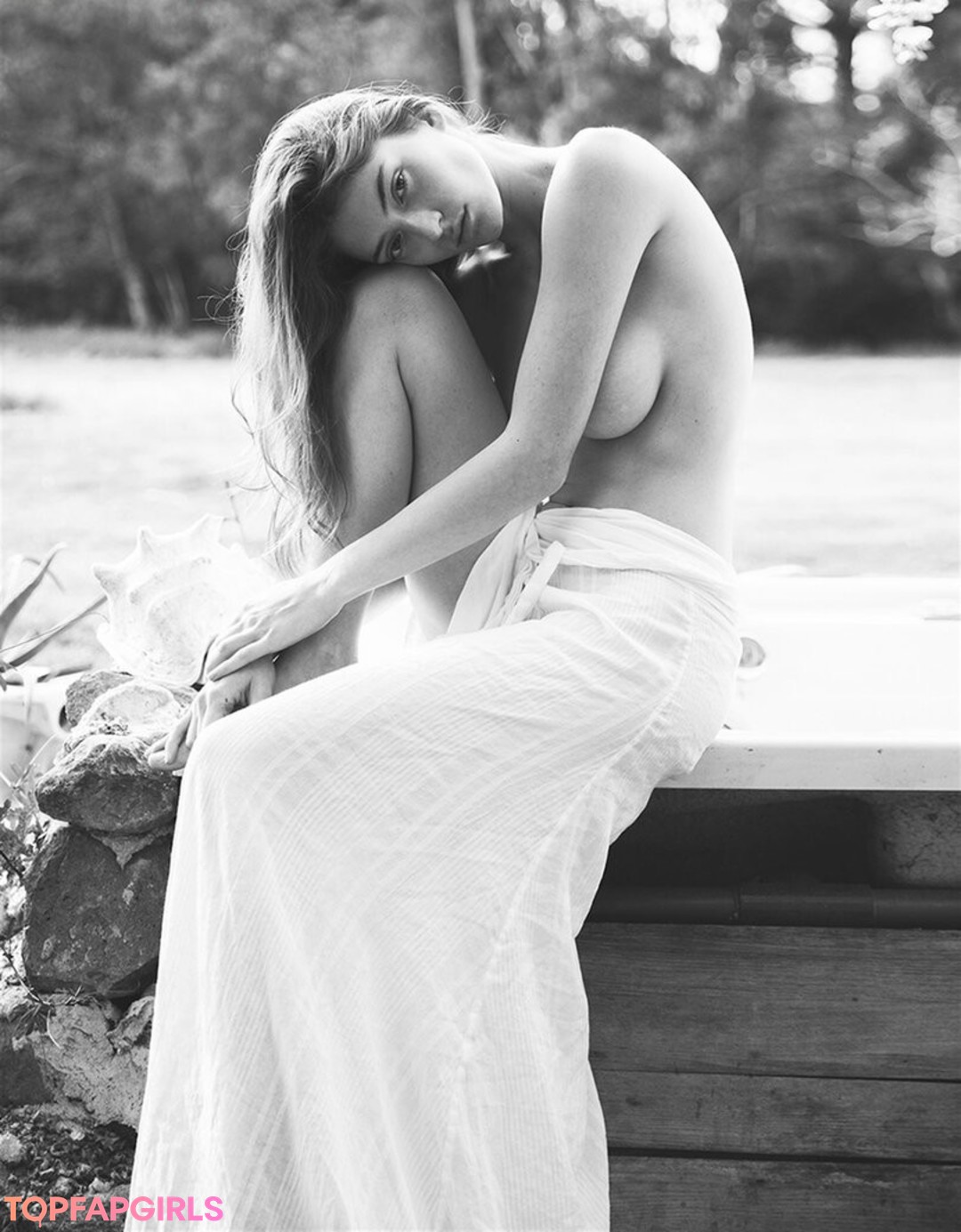 Lena Bussolino model high quality image