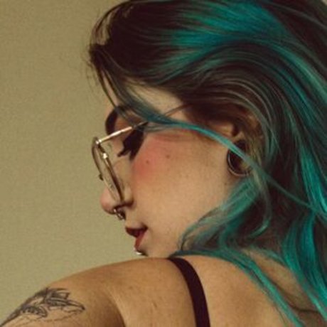 Blue Fetish hd model pictures