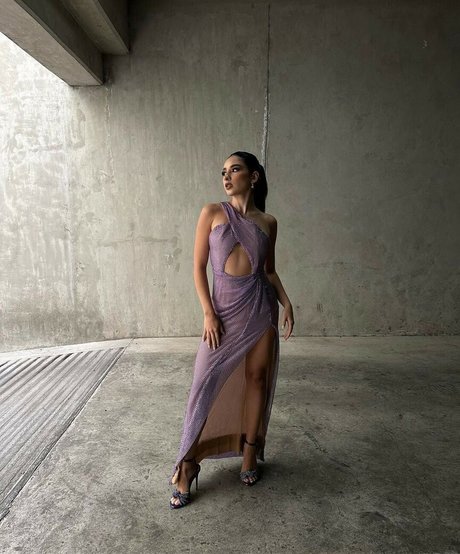 Osiris Mendez high quality model archive