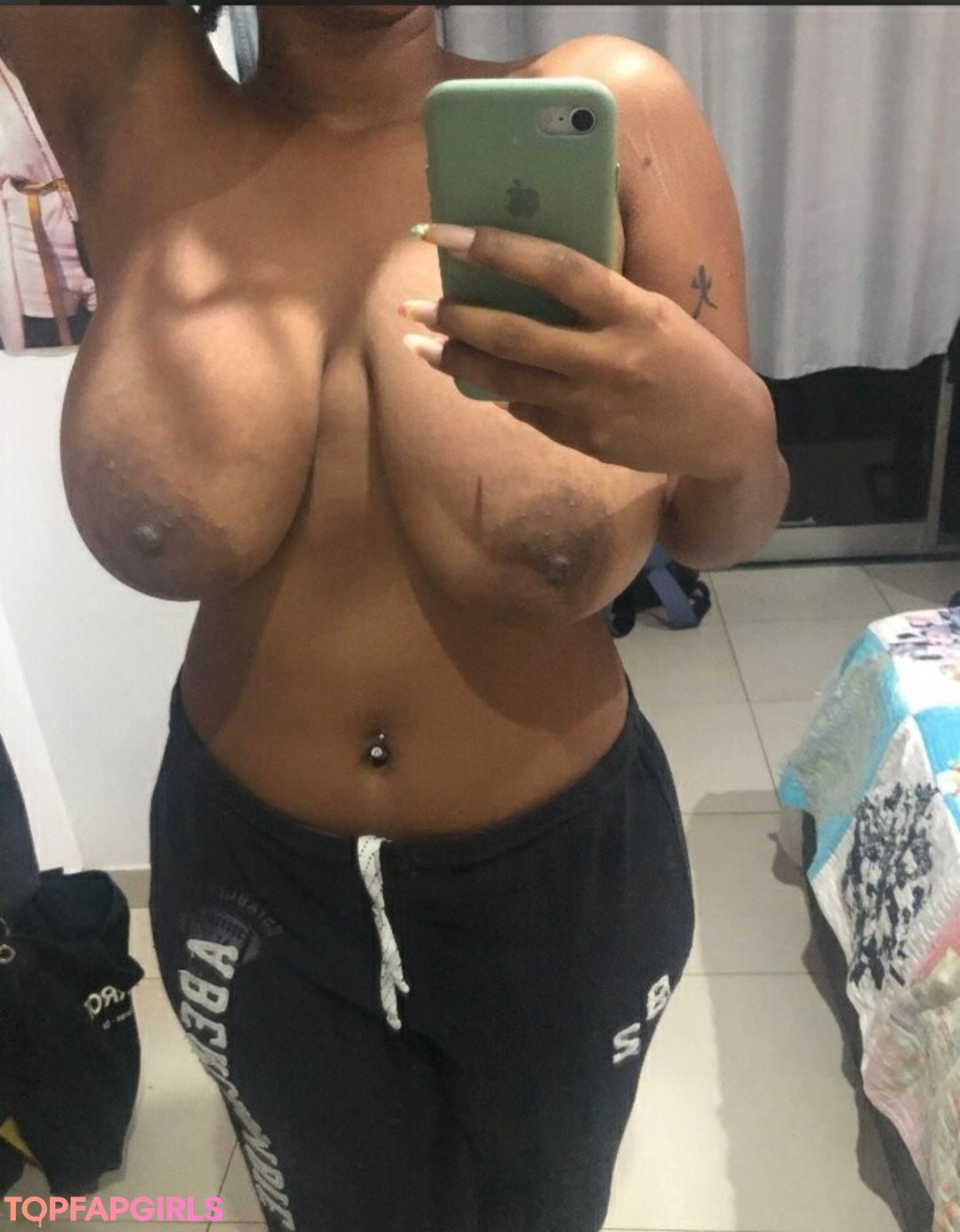 Sextualizada model naked photo