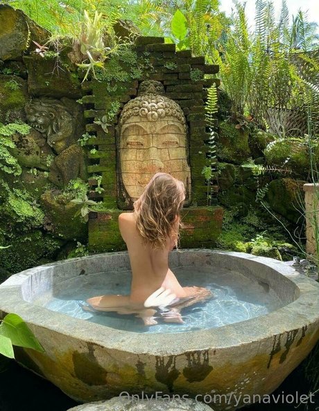 yanaviolet perfect model pictures