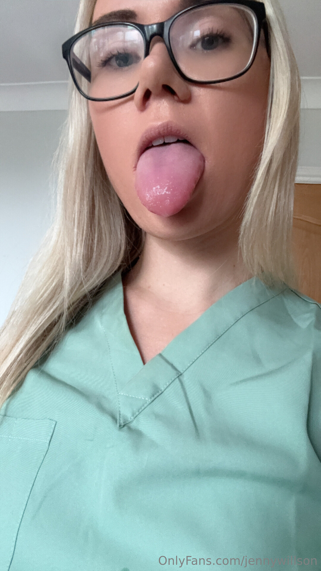 flat chested onlyfans sexy photos