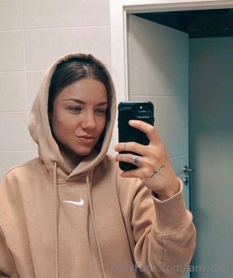 iam didi hot model pic