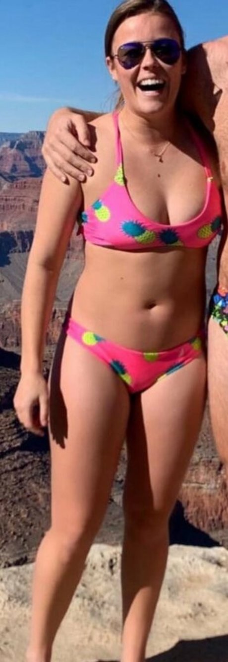 Alex Hartley Cricket model pretty photos