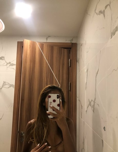 benzontoast xxx model photos