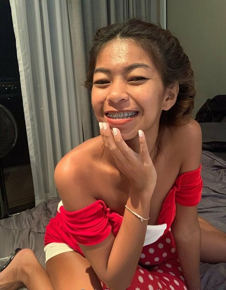 benzontoast nude model img