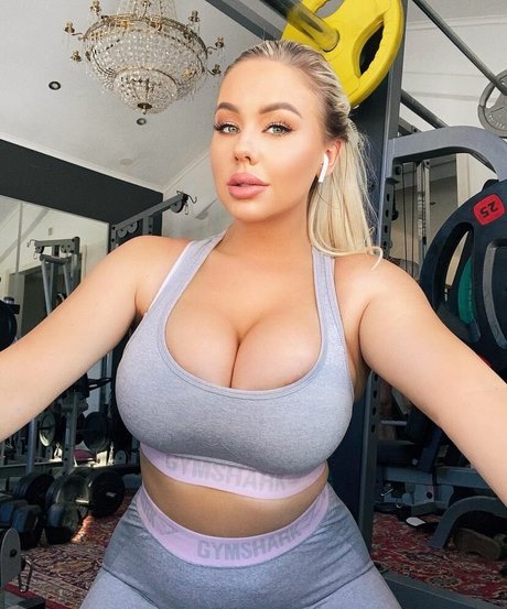 amandabreden nudes model gallery