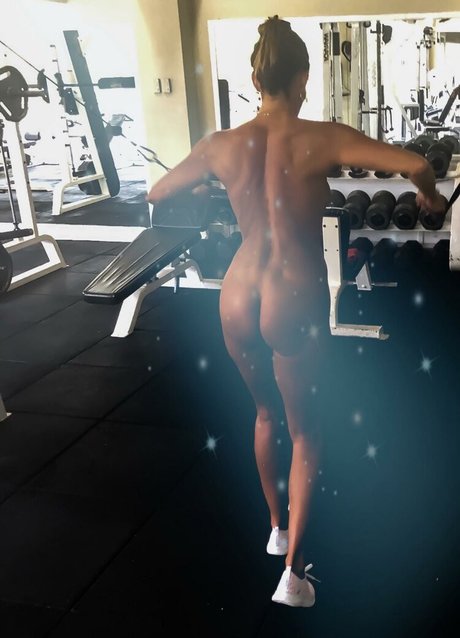 Really Hotwife exclusive pornstar pictures