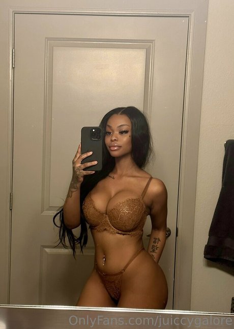 juiccygalore hot pornstar images