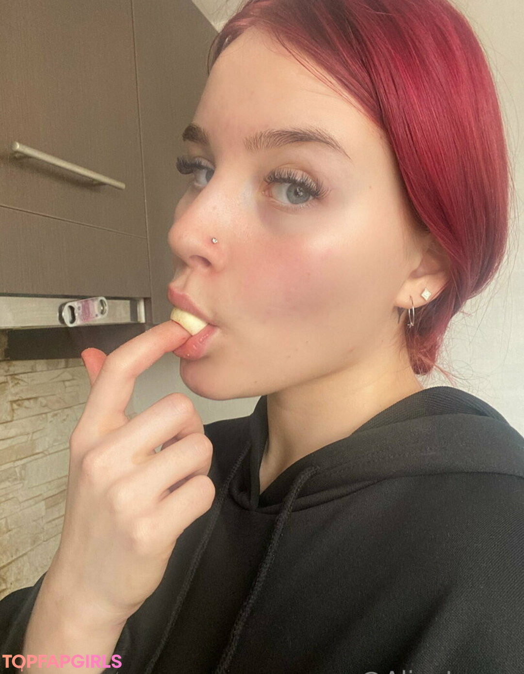 alinalovee free pornographic model img