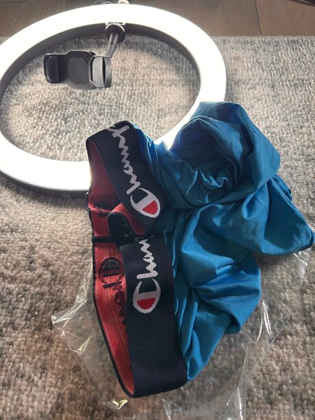 Gym Dandy pretty actress pics