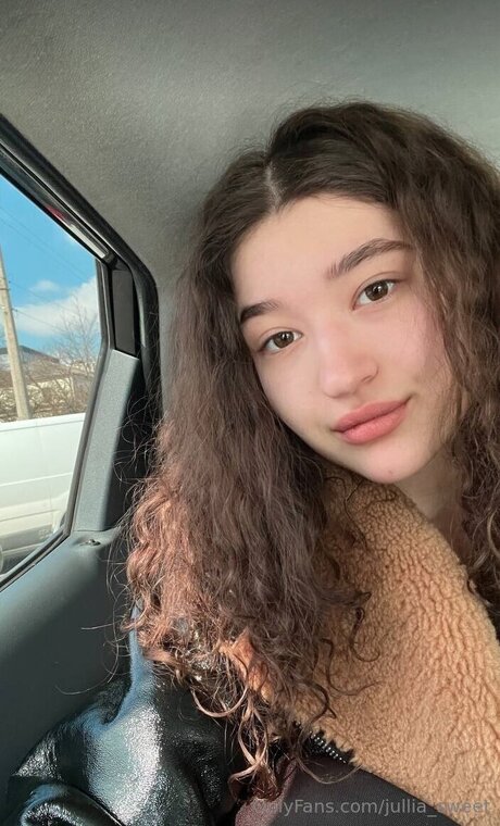 Jullia Sweet pornographic star photo