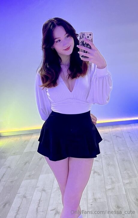 Inessa Cute model erotic pic