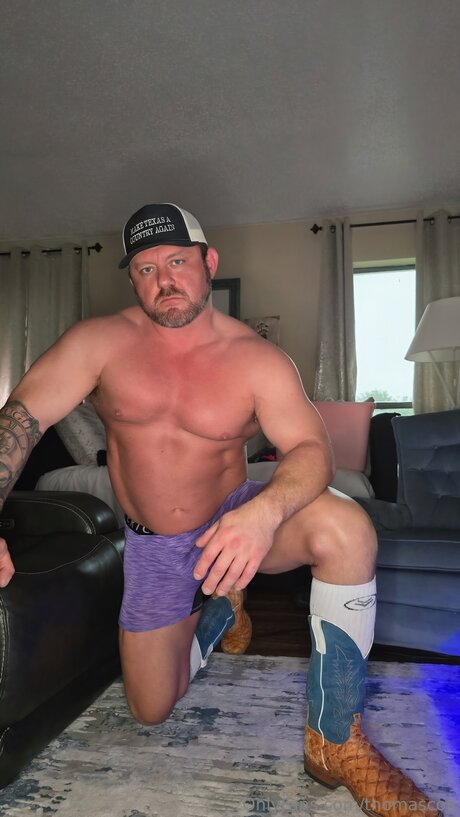 Thomascolt top model photos