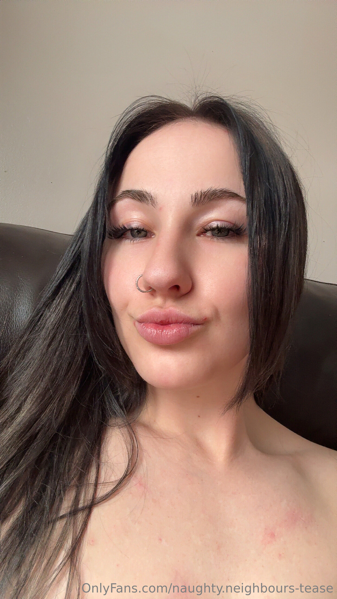 Naughty Neighbours Tease model high quality img