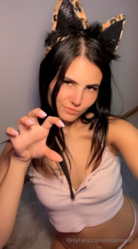 Minxmooni model pretty archive