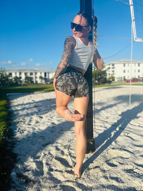 Littlelyssy nice pornstar photos