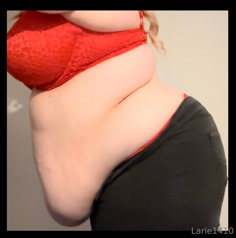 Larie141000 star naked images