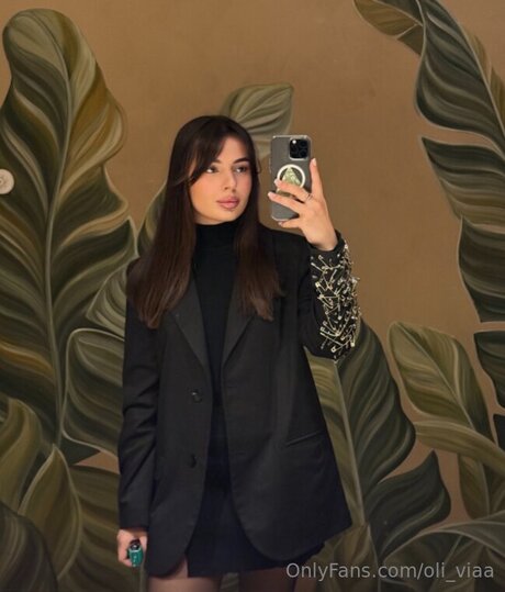 Oli Viaa perfect actress archive