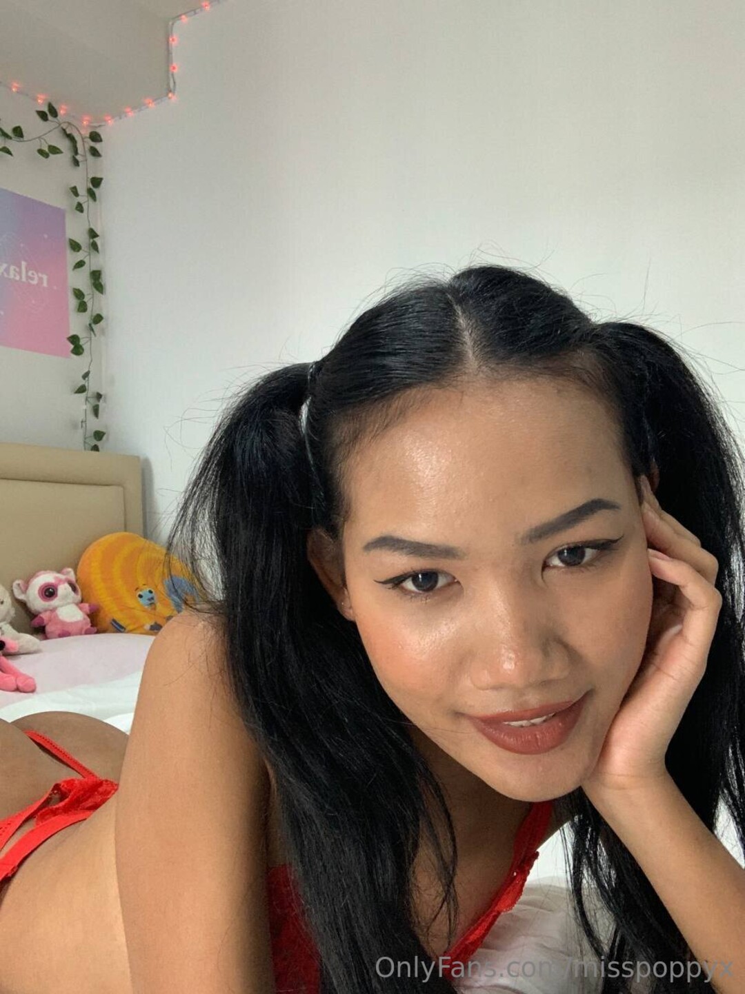 Misspoppyx high quality model pic