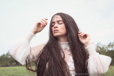 Featuringcreature model xxx gallery