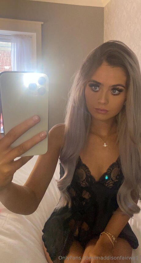 Maddisonfairwa1 star hot photo