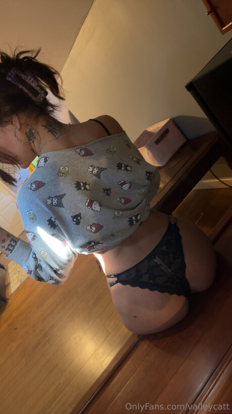 Spitonmysoul model perfect image