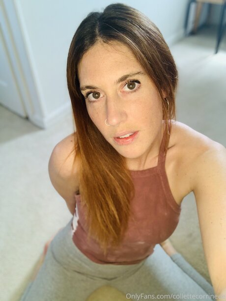 Collettecorrineee erotic pornstar pictures