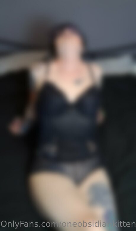 Oneobsidiankitten naked star galleries