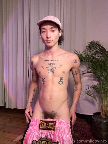 Milotwinkx high quality pornstar image