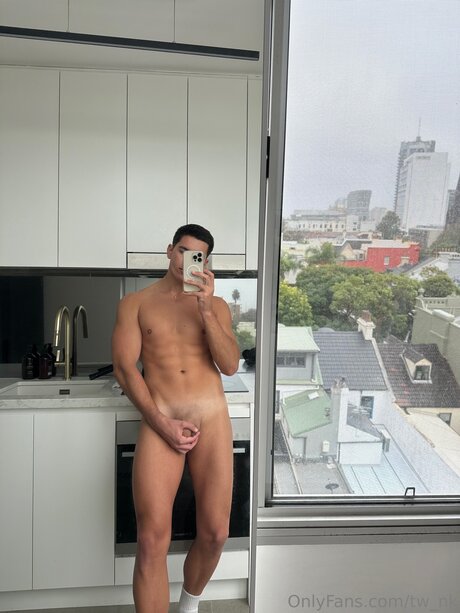 Tw Nk adult model picture