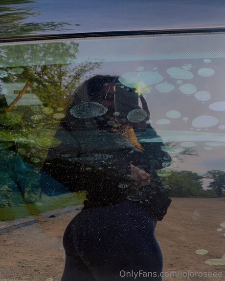 Jojoroseee high quality pornstar pic