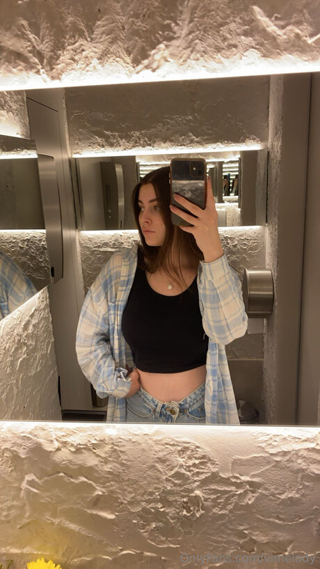 Vimelody star nude img