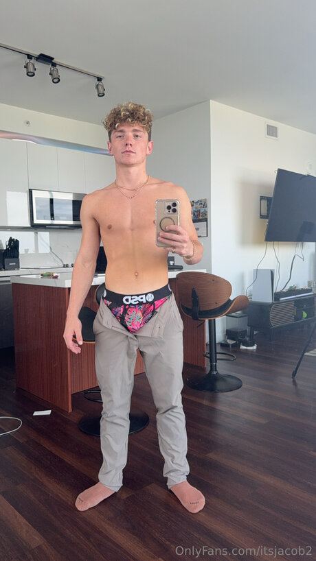 Itsjacob2 hd pornstar pic