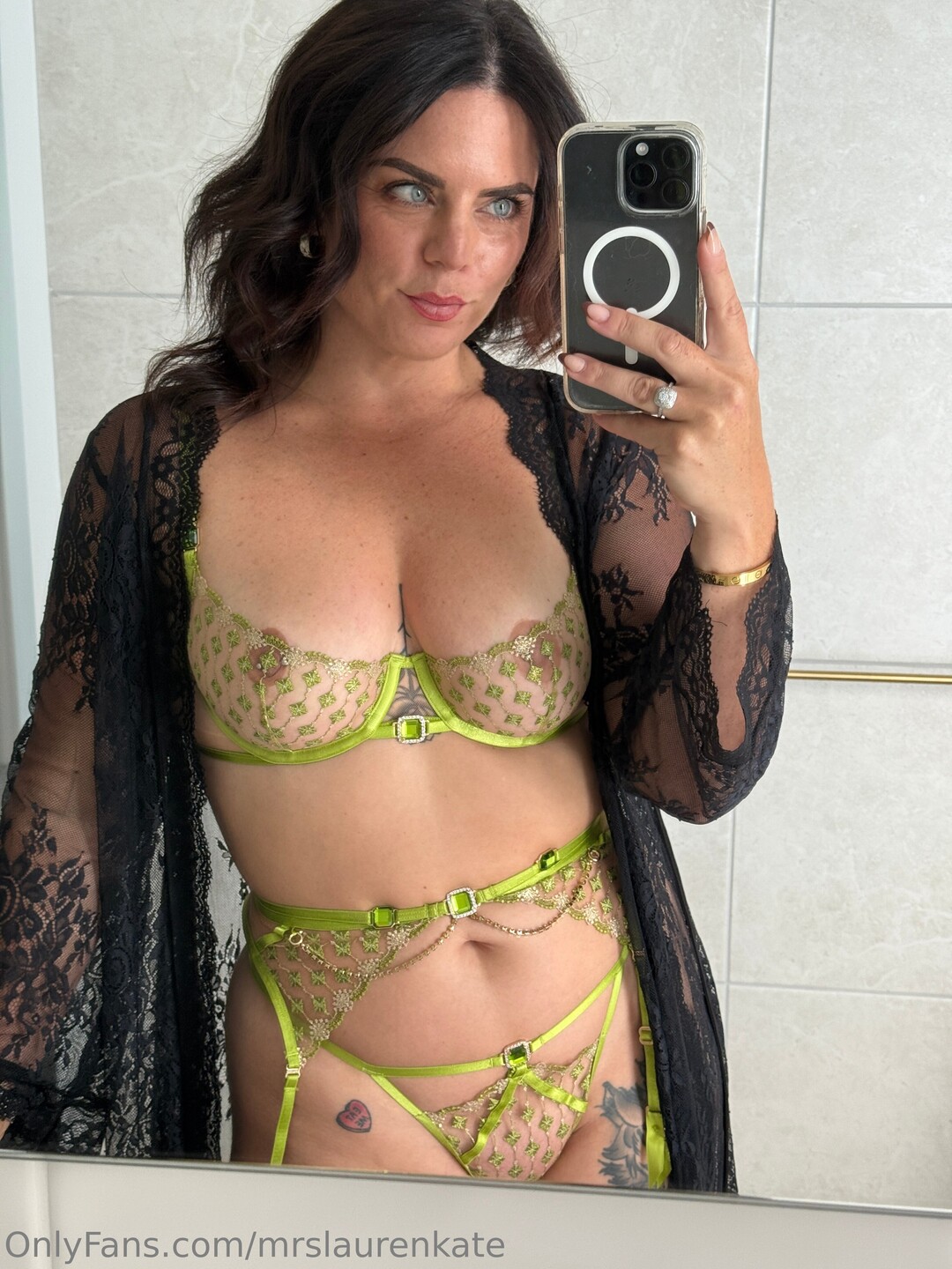 Mrslaurenkate art actress archive