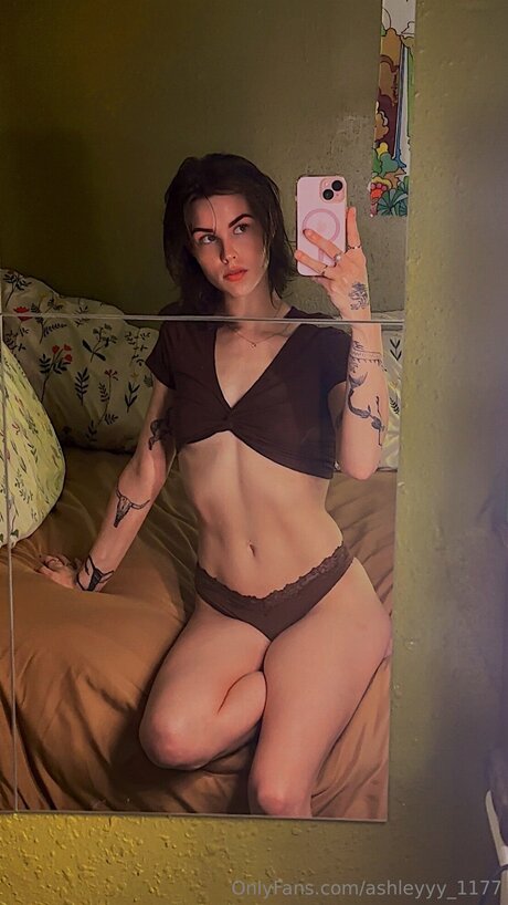 Ashleyyy 1177 hot star pic