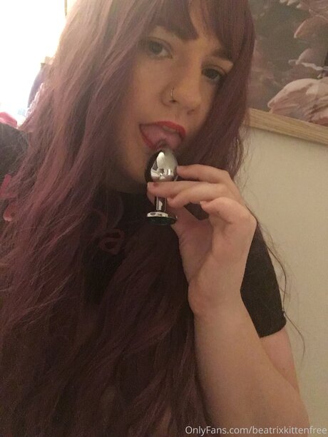 Beatrixkittenfree model hd image