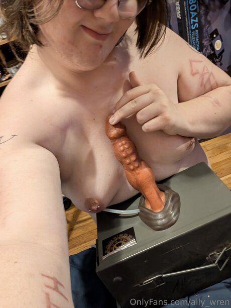 Ally Wren top model gallery