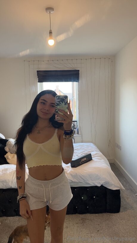 Kinsleypaige star hot pictures