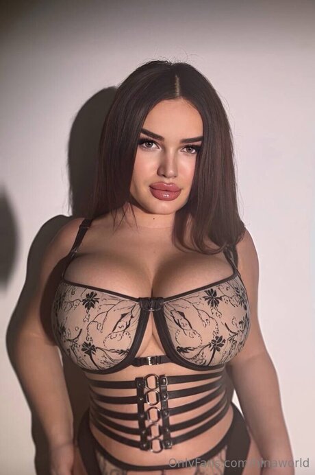 Hinaworld star top images