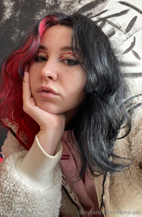 Domicute pornstar hot photos