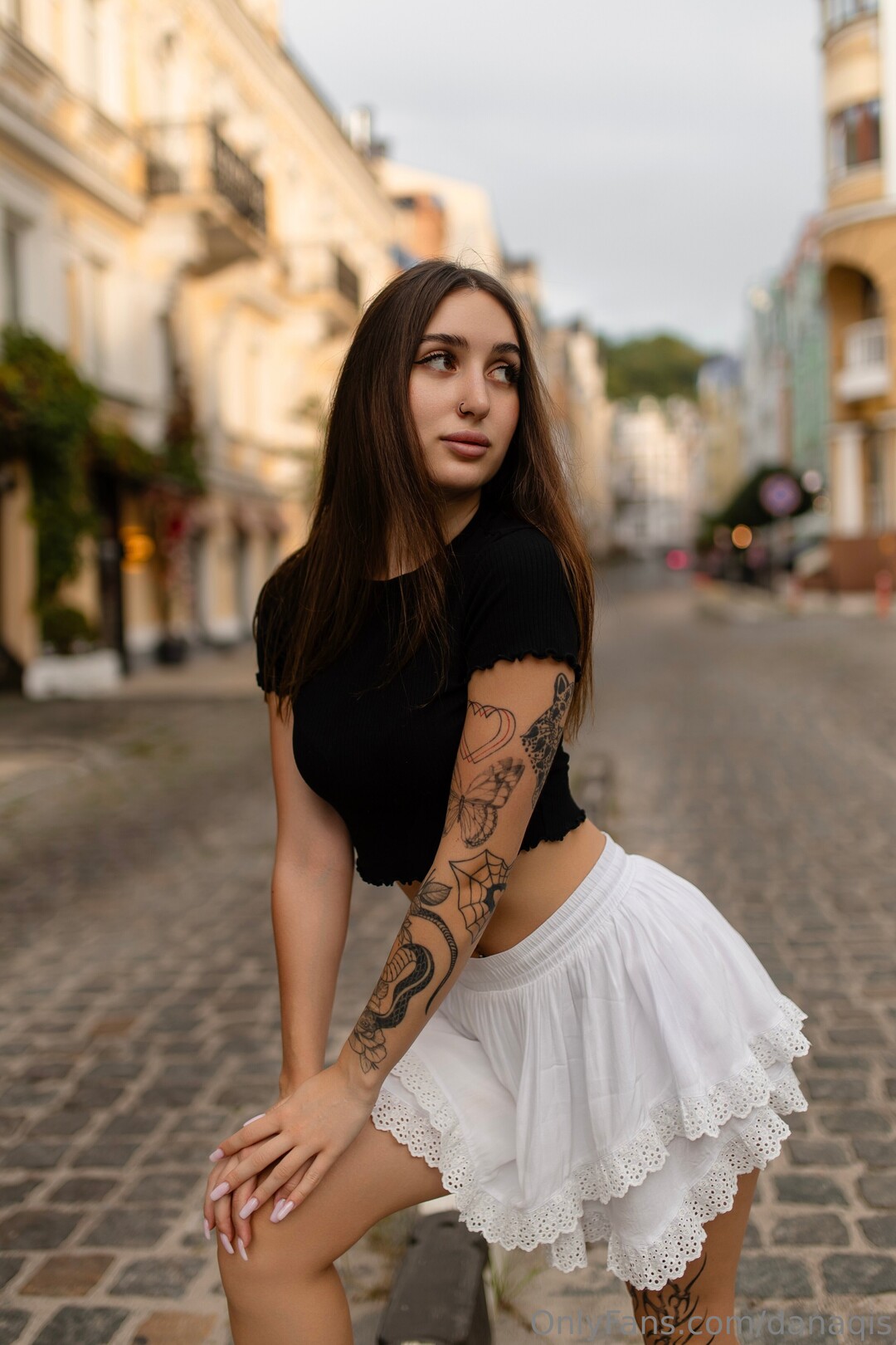 Danaqis exclusive actress archive