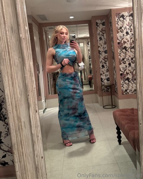 Spoiled Elf top actress photo