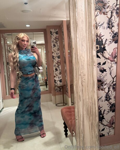 Spoiled Elf exclusive pornstar photo