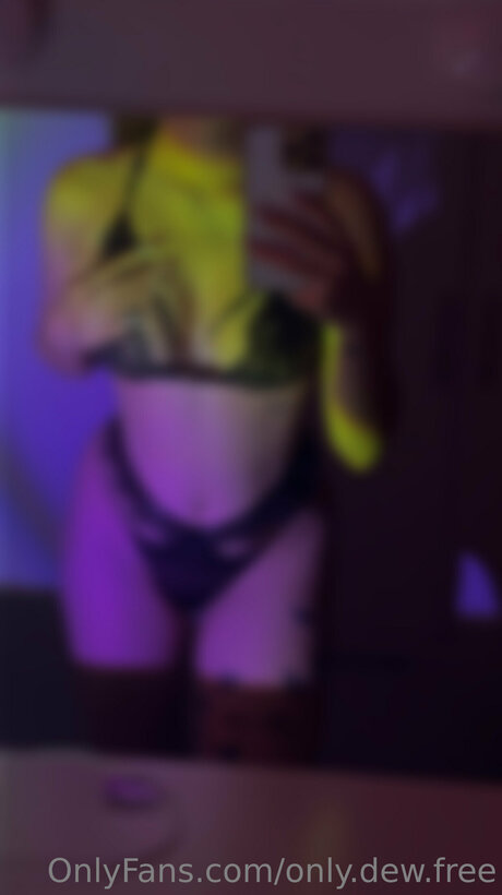 Only Dew Free art actress images