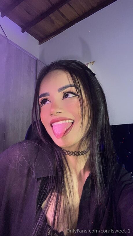 Coralsweet 1 pornstar erotic gallery