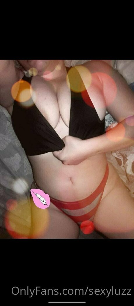 Sexyluzz model exclusive image