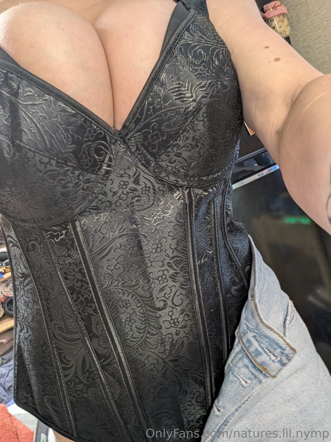 asian pawg onlyfans art nude picture