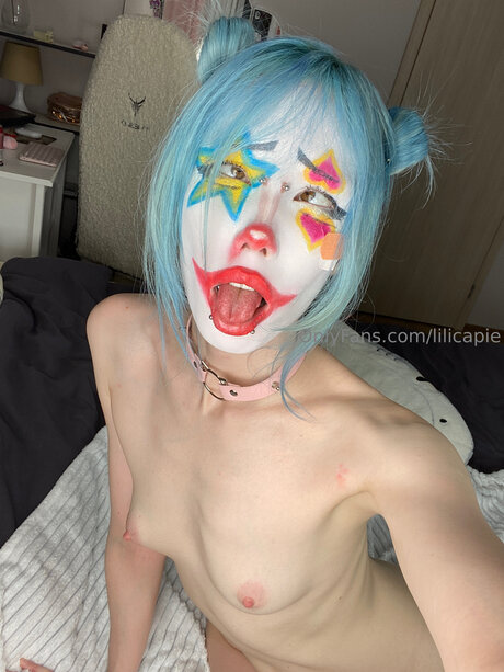 Lilicapie model nice photo